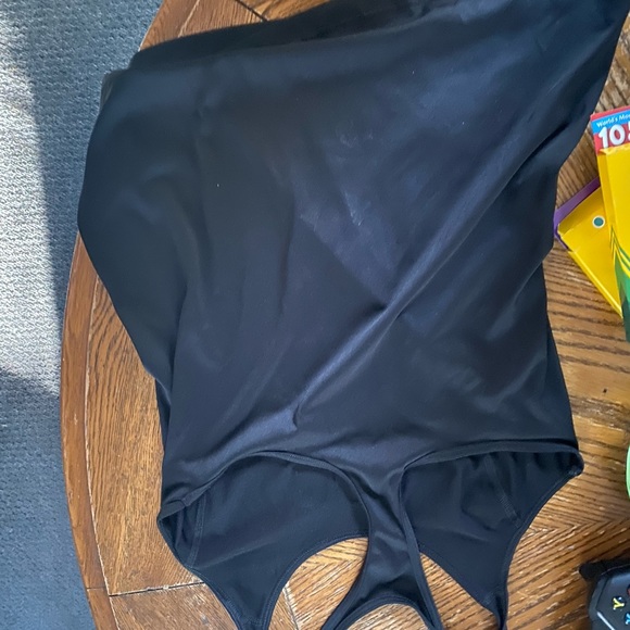 Tank top - Picture 3 of 3